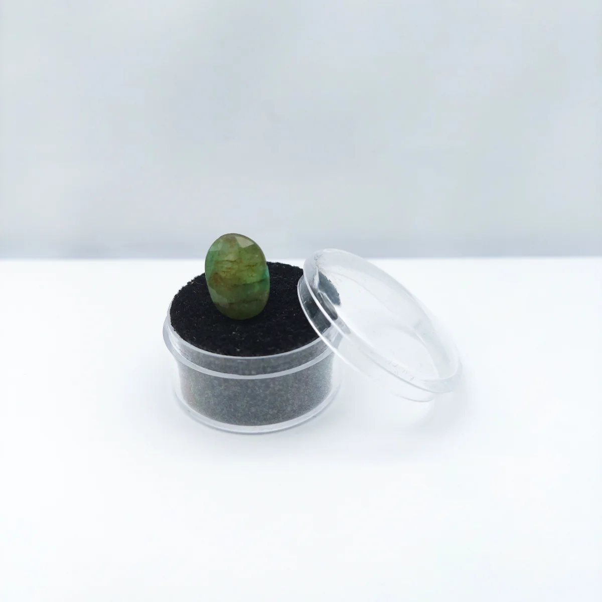 Emerald Panna Gemstone