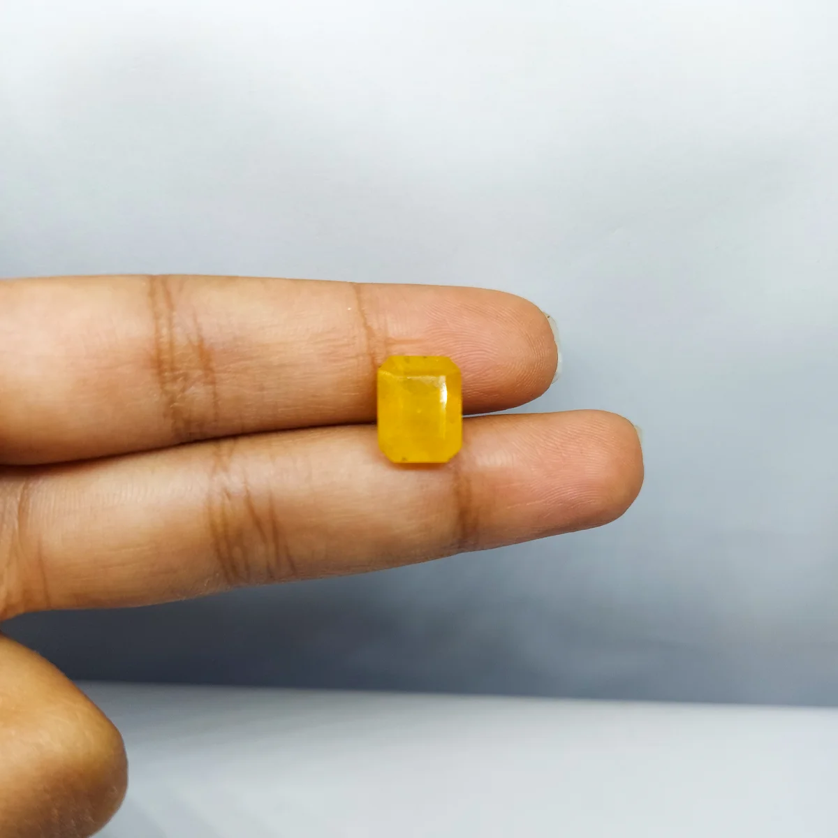 Yellow Sapphire stone